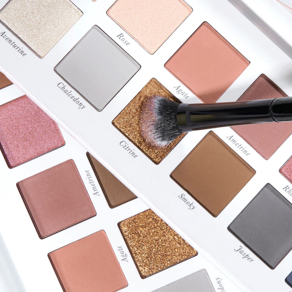 Seasonless Staples Quartz Crystals 14 Multi-Finish Eyeshadows